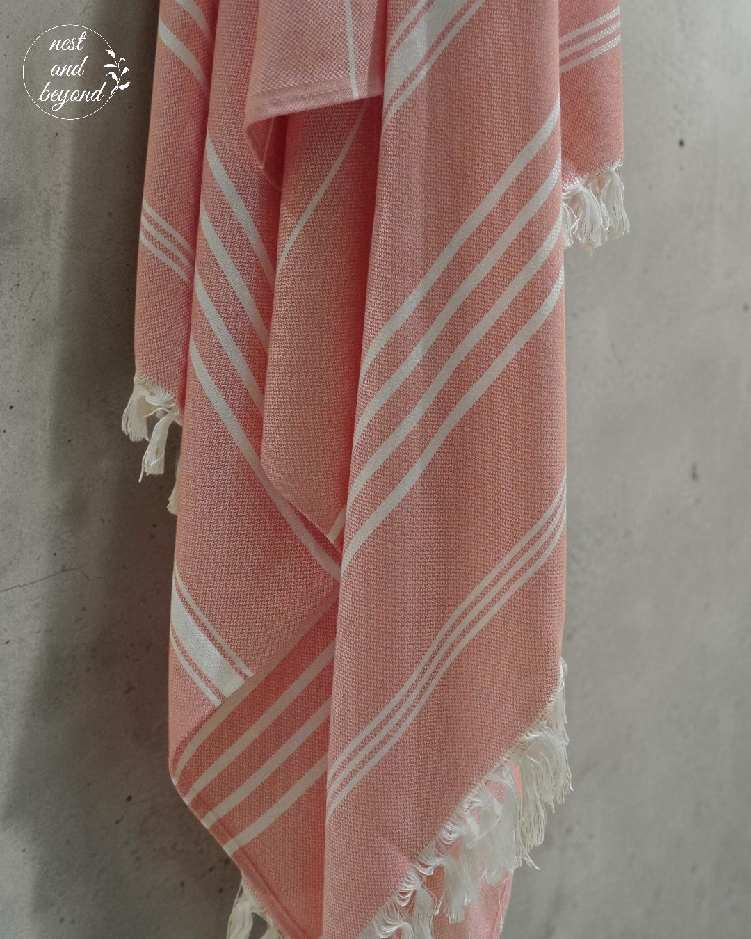 'Salmon Pink Minimalist' Bamboo towel